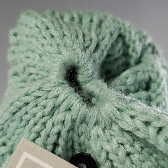 CC Kids' Messy Bun Beanie - Picture 5 of 7